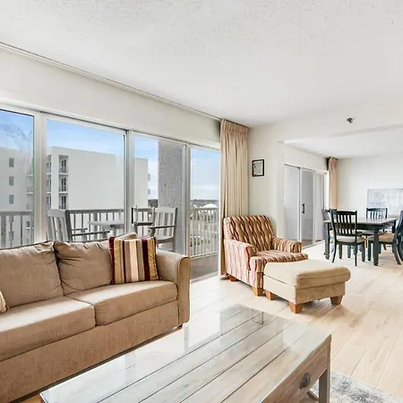 Islander W 506 Apartment